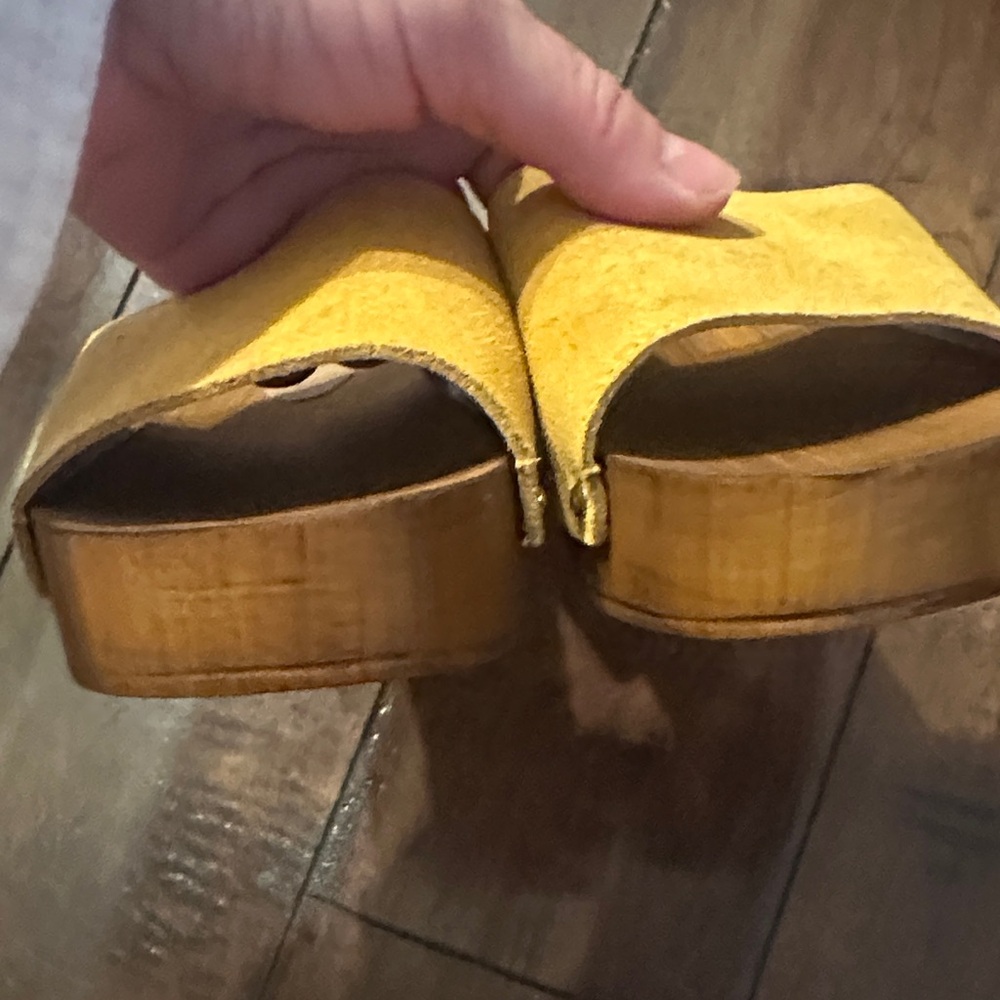 Crown Vintage muted Mustard Suede Slide Clogs-Made in Italy-NWOT - Picture 9 of 15